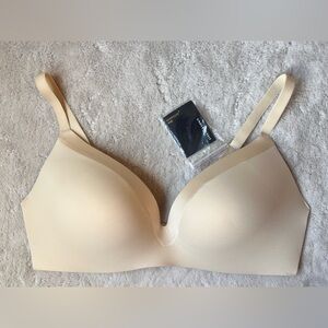 NWT Underoutfit Wireless Bra Women Size XXL